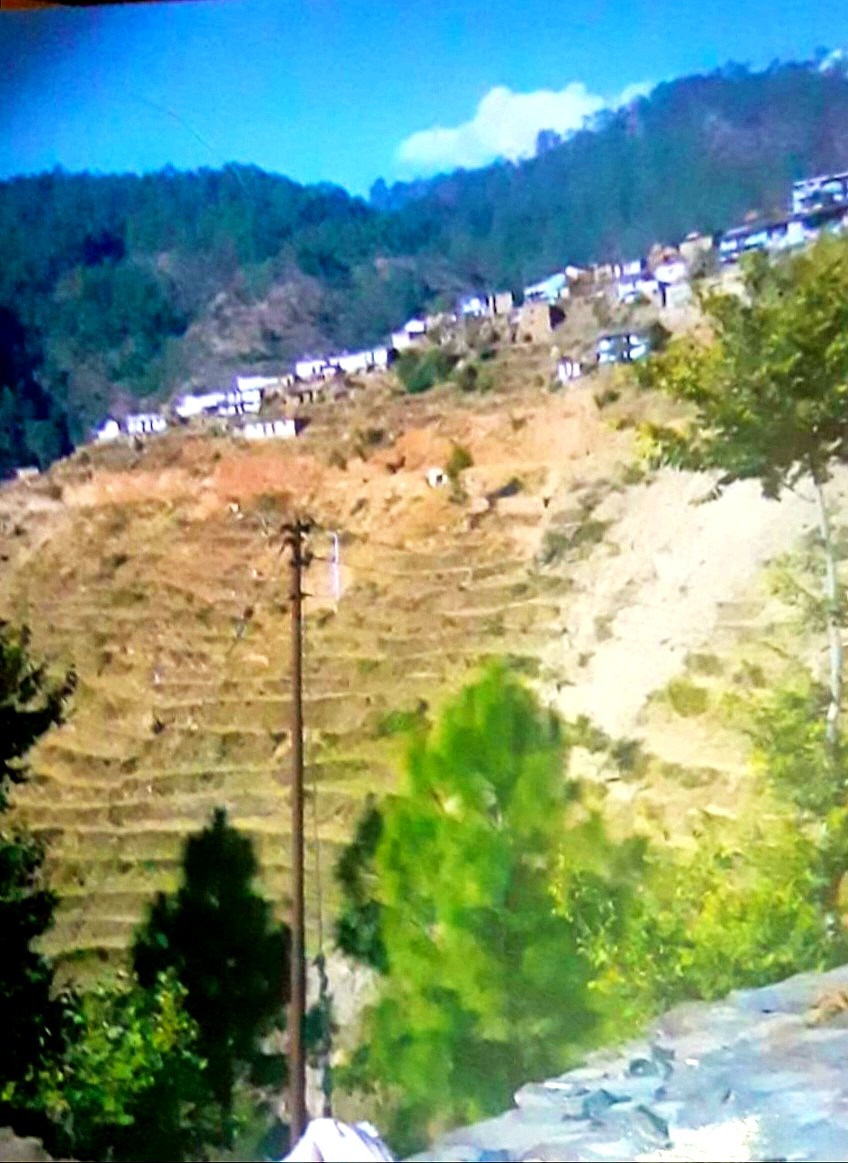 A Ready Help - Stories By Frieda McRae